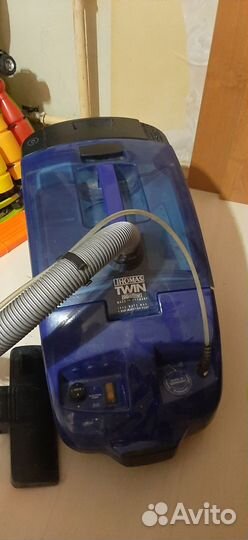 Продам моющий пылесос