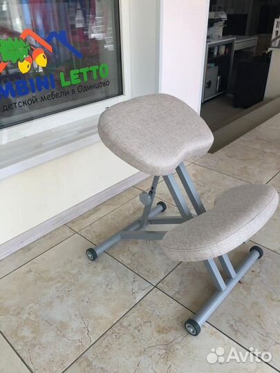 Коленный стул