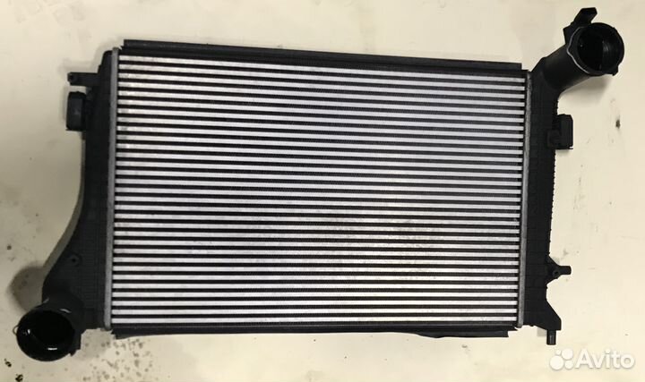 Интеркулер VW Caddy 1.9 BLS 2007г