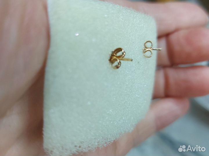 Золотые серьги