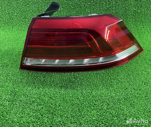 Фонарь правый Пассат 14-20 диодный