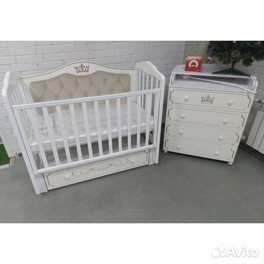 Кровати с каретной стяжкой новые