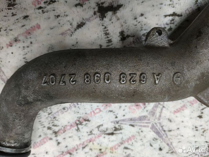 Патрубок интеркулера правый om628 Mercedes