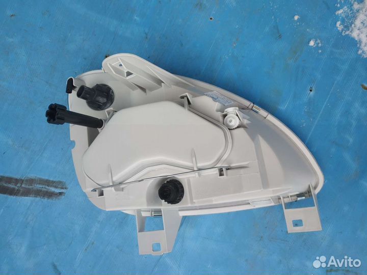 Фары на Газель новые