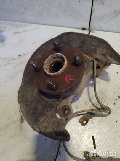 Кулак передний правый BYD F3 2008 bydf3