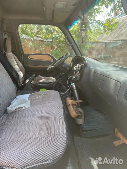 Hyundai HD72 с КМУ, 2007