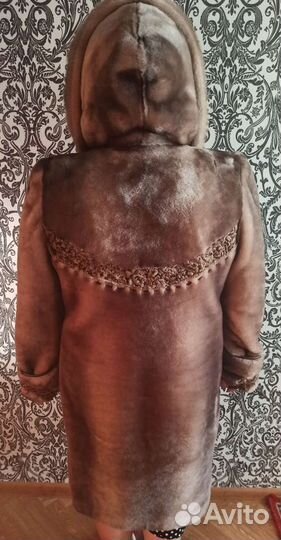 Продам шубу Мутон
