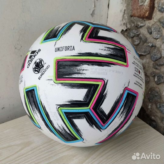 Футбольный мяч Adidas Uniforia euro 2020