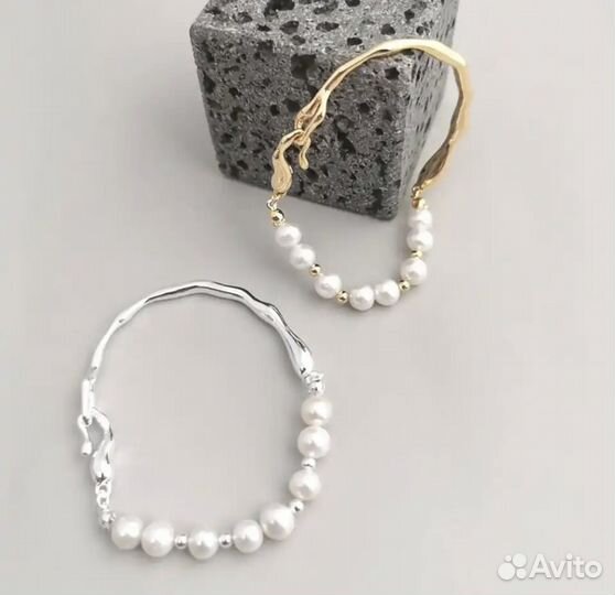 Браслет с жемчугом мятое золото/серебро