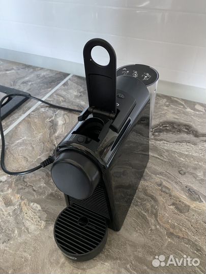 Кофемашина nespresso