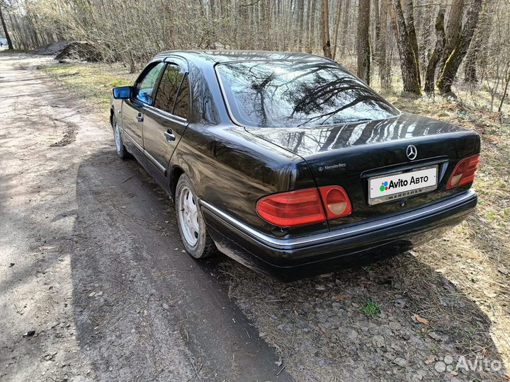 Mercedes-Benz E-класс 2.3 AT, 1997, 450 000 км