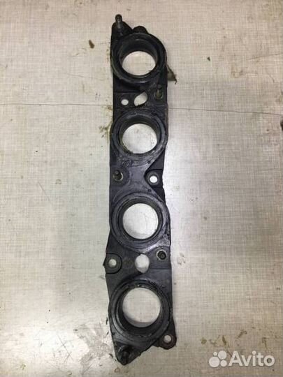 Проставка (демпфер) впускного коллектора Toyota