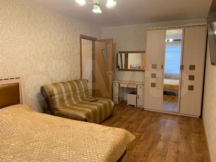 Комната 18 м² в 1-к., 1/4 эт.