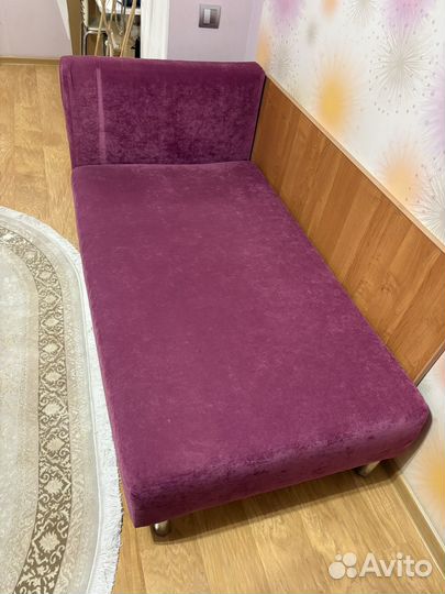 Детская кровать диван с бортиком