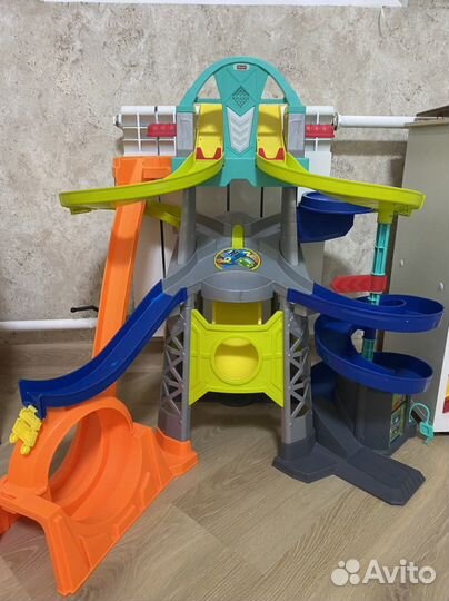 Запуск и винтовкя трасса Fisher Price