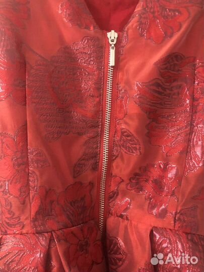 Платье на праздник