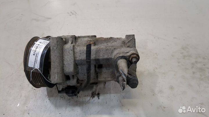 Компрессор кондиционера Nissan Note E11