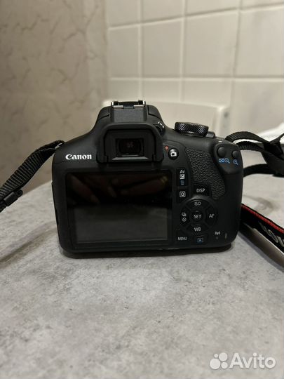 Canon eos 2000d kit ef s 18 55mm is iii