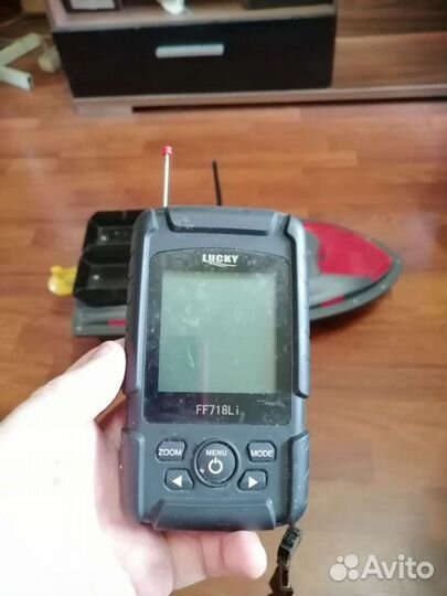 Радиоуправляемый кораблик в полном комплекте