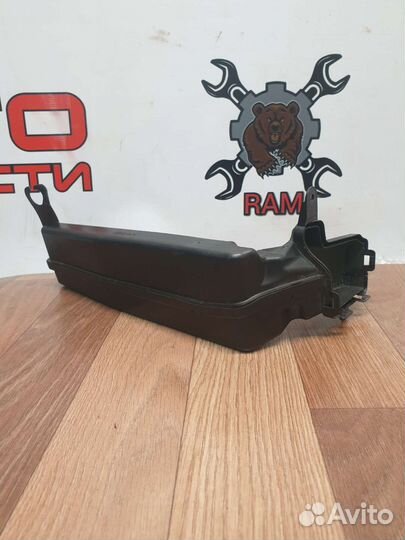 Воздуховод передний правый Renault Kaptur