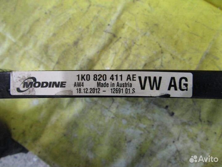 Радиатор кондиционера Volkswagen Touran 04-15г 311