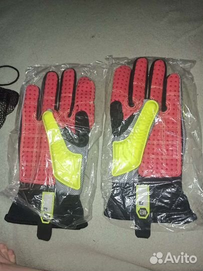 Перчатки противоударные crude hands