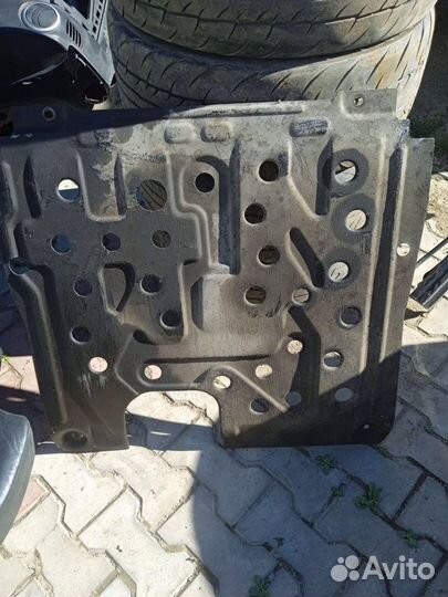Защита двигателя оригинал Шевроле Круз