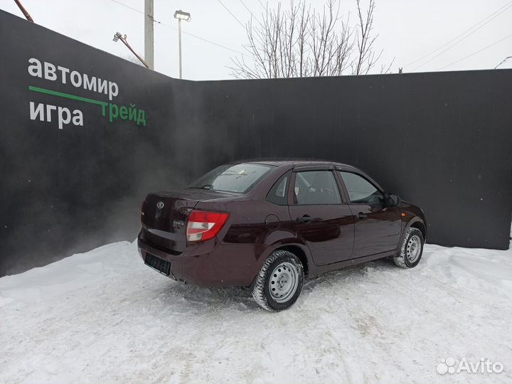 LADA Granta 1.6 МТ, 2012, 109 000 км