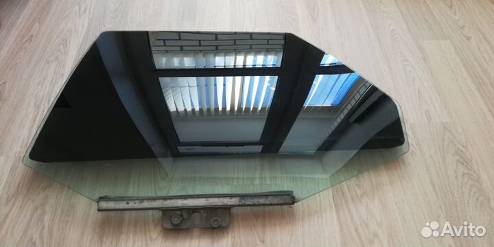 Стекло заднее левое Приора (Priora)