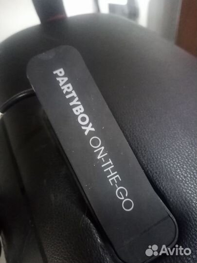 Bluetooth колонка JBL Partybox ON THE GO