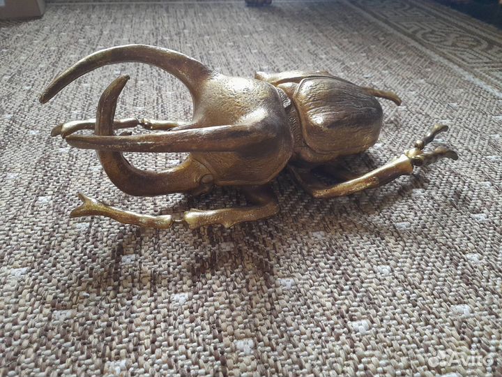 Декоративная фигура жука