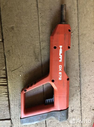 Монтажный пистолет Hilti DX72