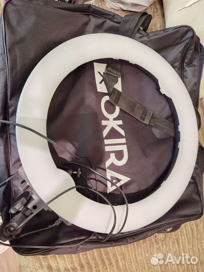 Кольцевая светодиодная лампа