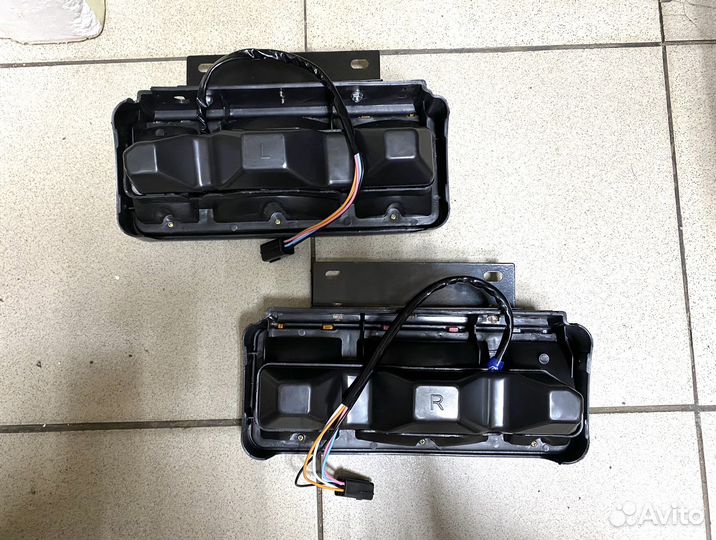 Задние фонари mazda titan, цена за пару