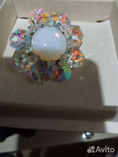 Винтажная брошь Чехия