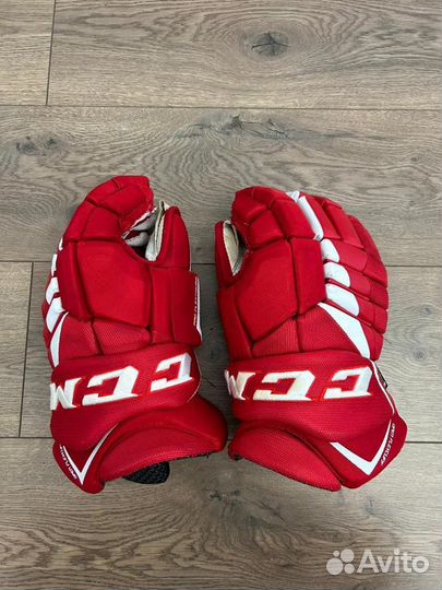 Bauer. Полный комплект для хоккея
