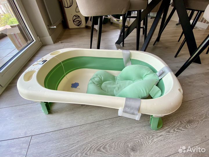 Ванночка для купания с термометром