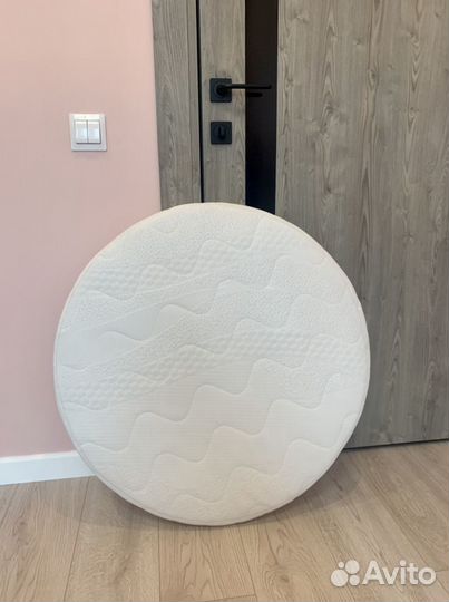 Круглый матрас в детскую кроватку