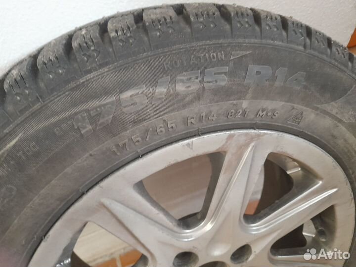 Pirelli Formula Ice 175/65 R14