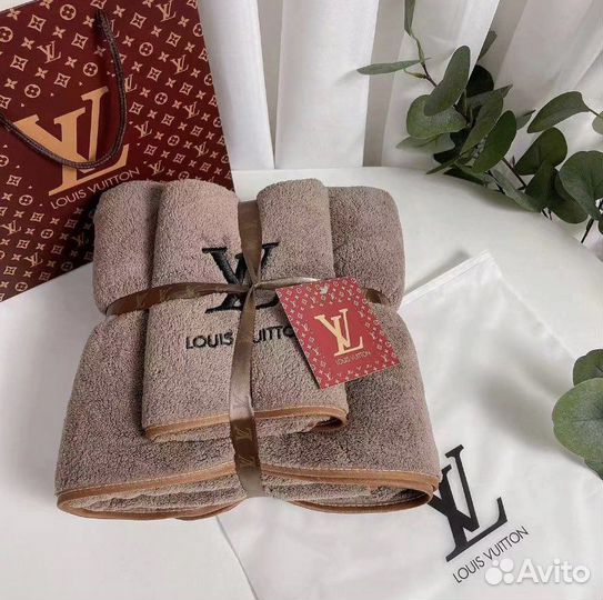 Полотенца Louis Vuitton