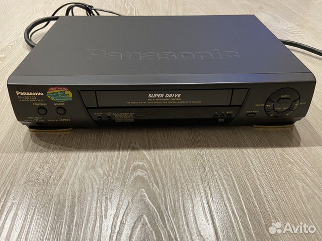 Видеомагнитофон Panasonic NV-SD320