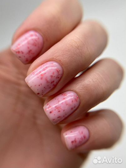 Маникюр / педикюр