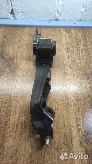 Ремень безопасности задний левый Nissan Primera P