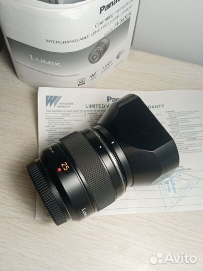 Объектив Leica DG Summilux 25 mm f / 1.4 mft