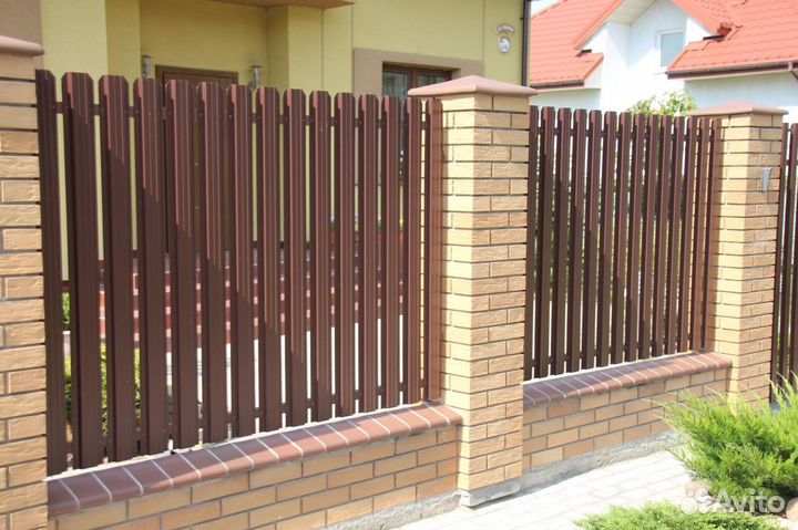 Металлический штакетник М-образный
