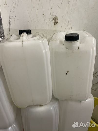 Пластиковые канистры 20л