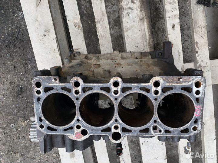 Блок цилиндров audi 80