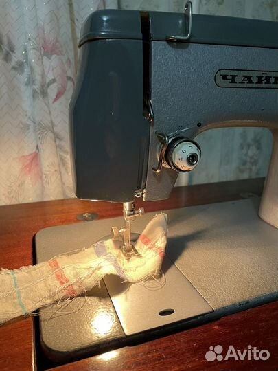 Швейная машина Чайка 2 рабочая
