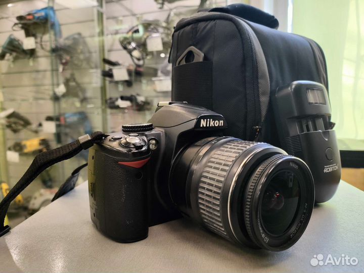 Зеркальный фотоаппарат nikon d3000 (91269)(сп20)