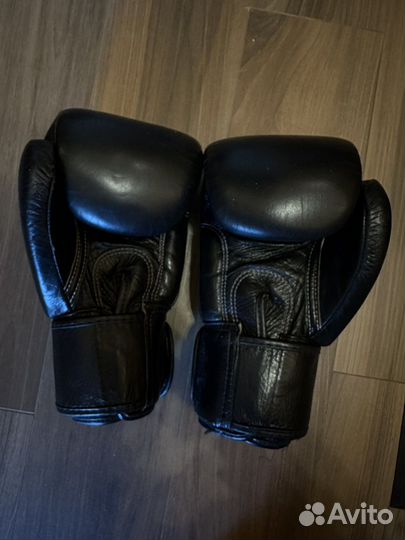 Боксерские перчатки fairtex